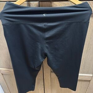 ZYIA Black Women's compression Capri